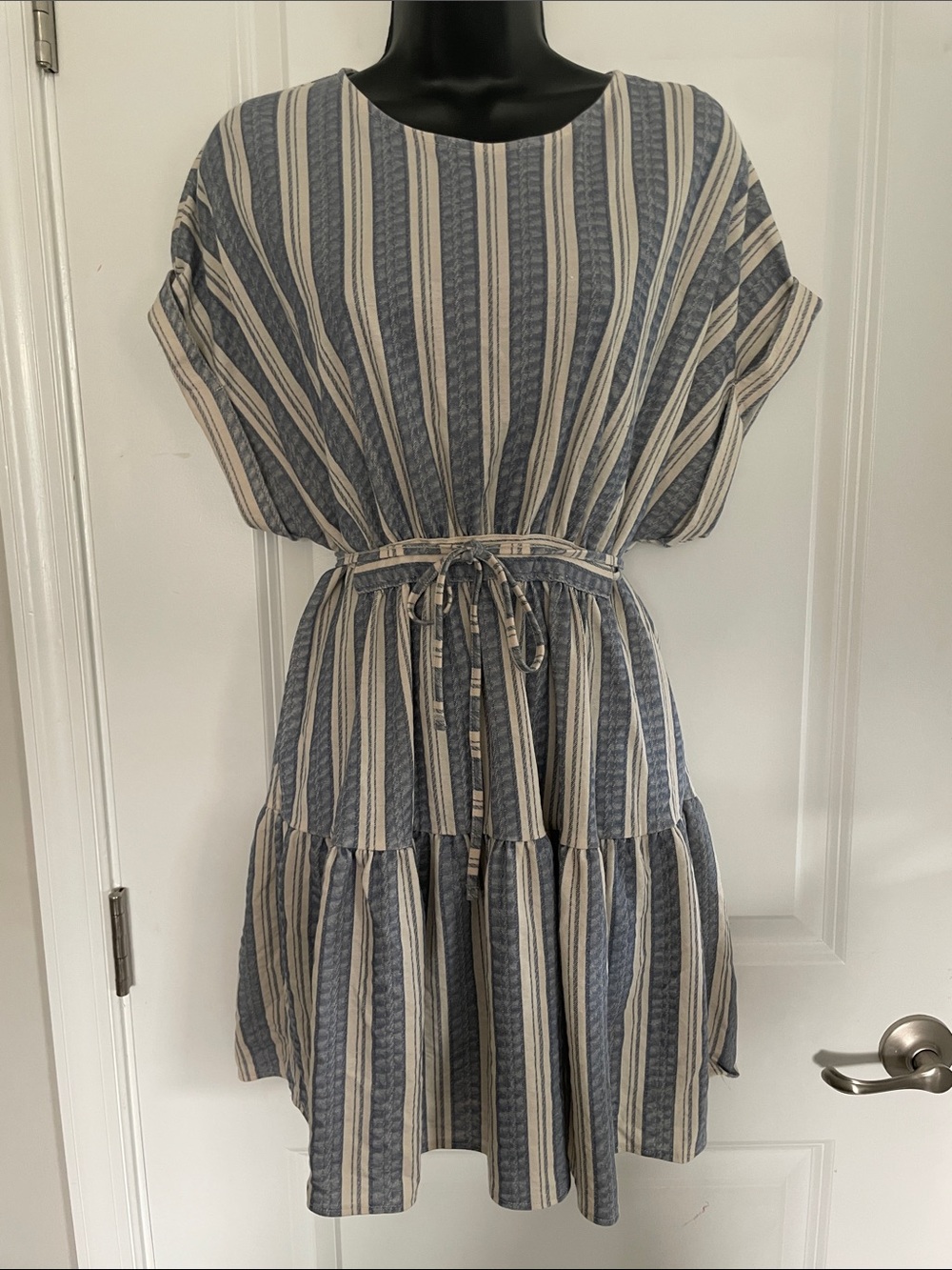 Striped Blue & Cream Belted Women’s Dress Sz M